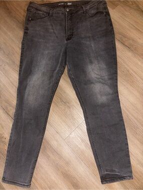 Old Navy  Skinny Gray Washed Jeans